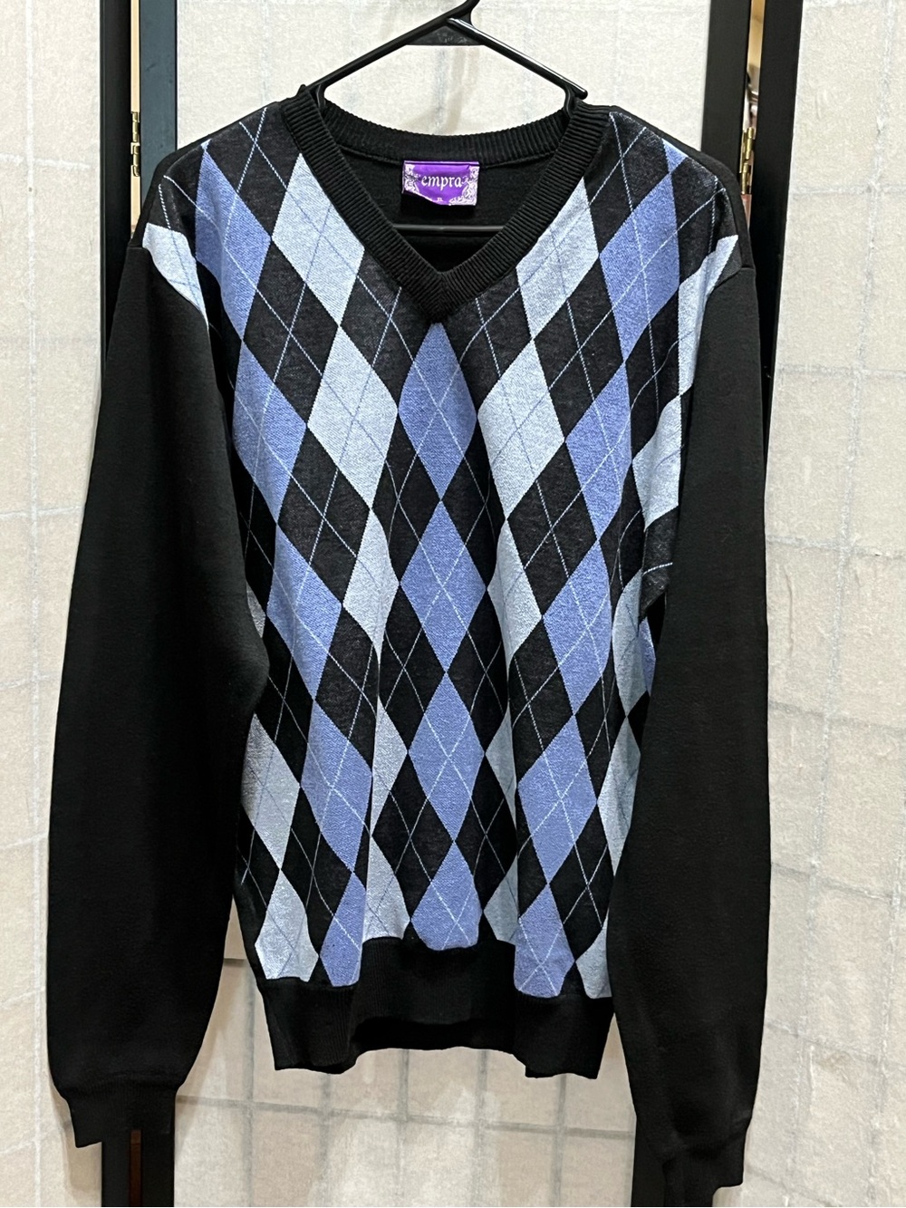 EMPRA, Men’s Black & Blue Argyle V-Neck Sweater SIZE XL